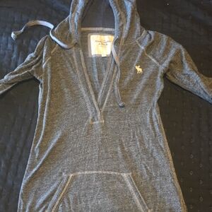 Abercrombie & Fitch Charcoal Pullover